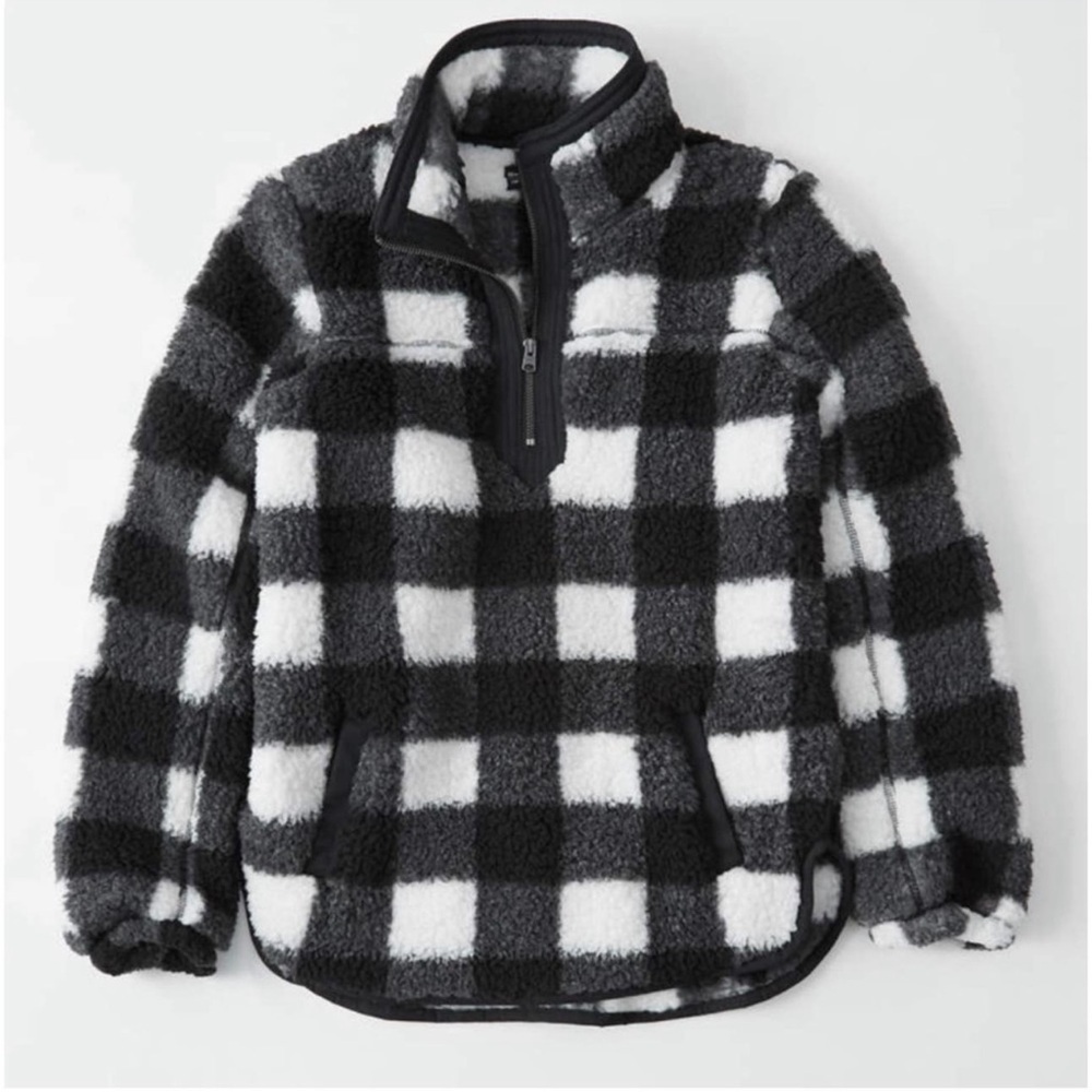 Abercrombie & Fitch The Essential A&F Sherpa Fleece Black White Buffalo Plaid S